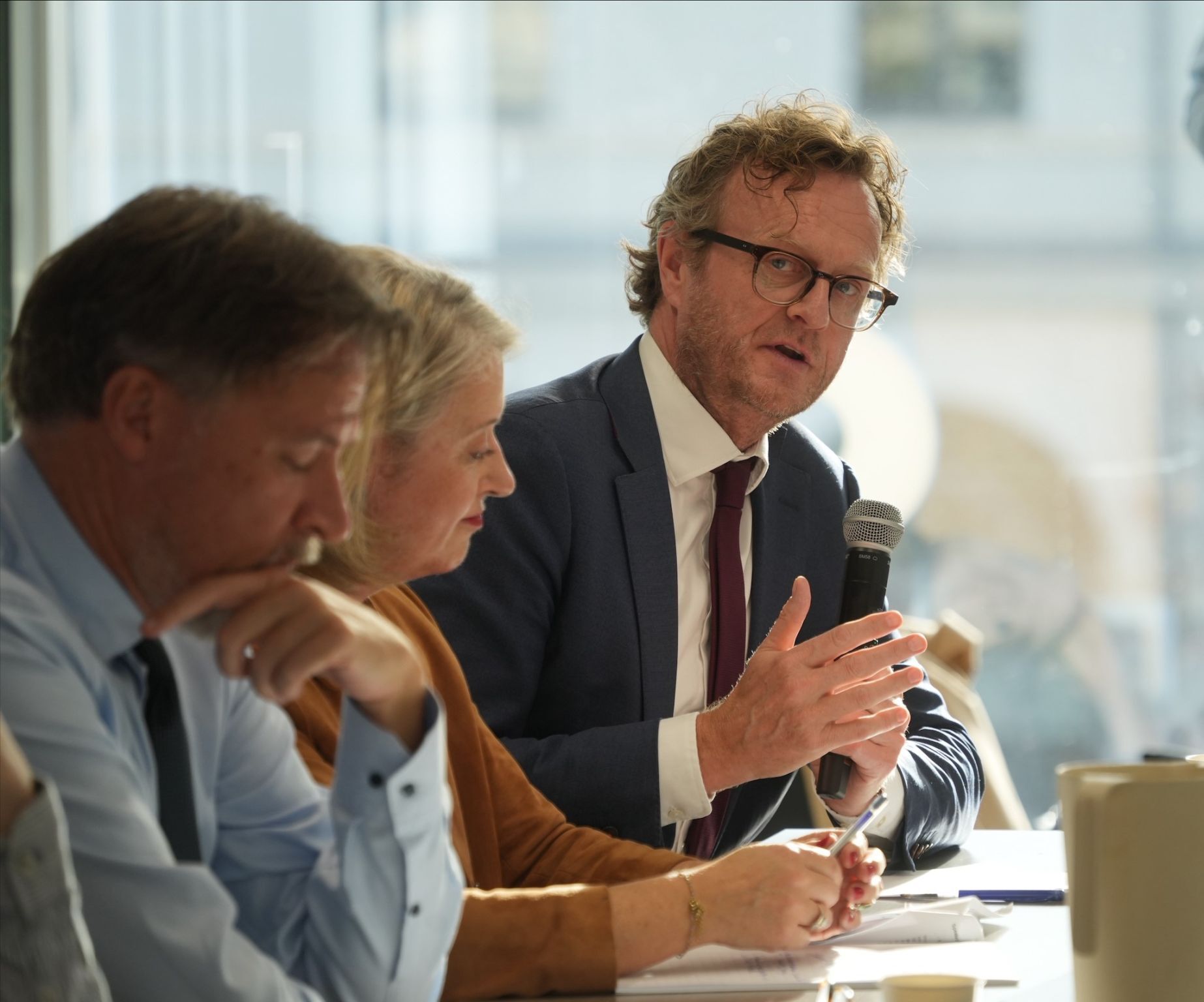 The Ambassador and Permanent Representative of the Netherlands to the OECD Jochem Wiers spoke at the business roundtable.