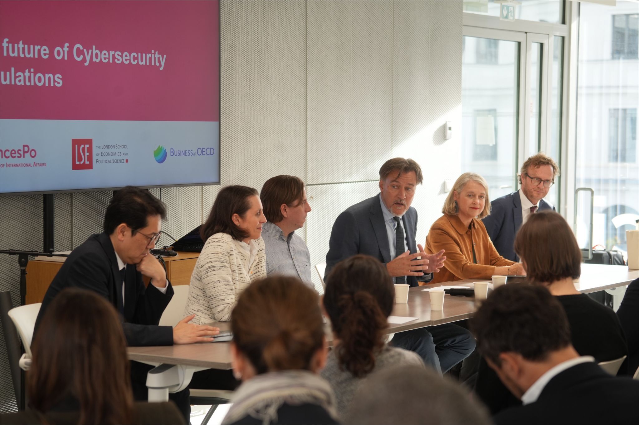 Our Digital Policy Committee Co-Chair and Netcompany's Ulrik Knudsen moderated our business roundtable hosted by Sciences Po and the London School of Economics.