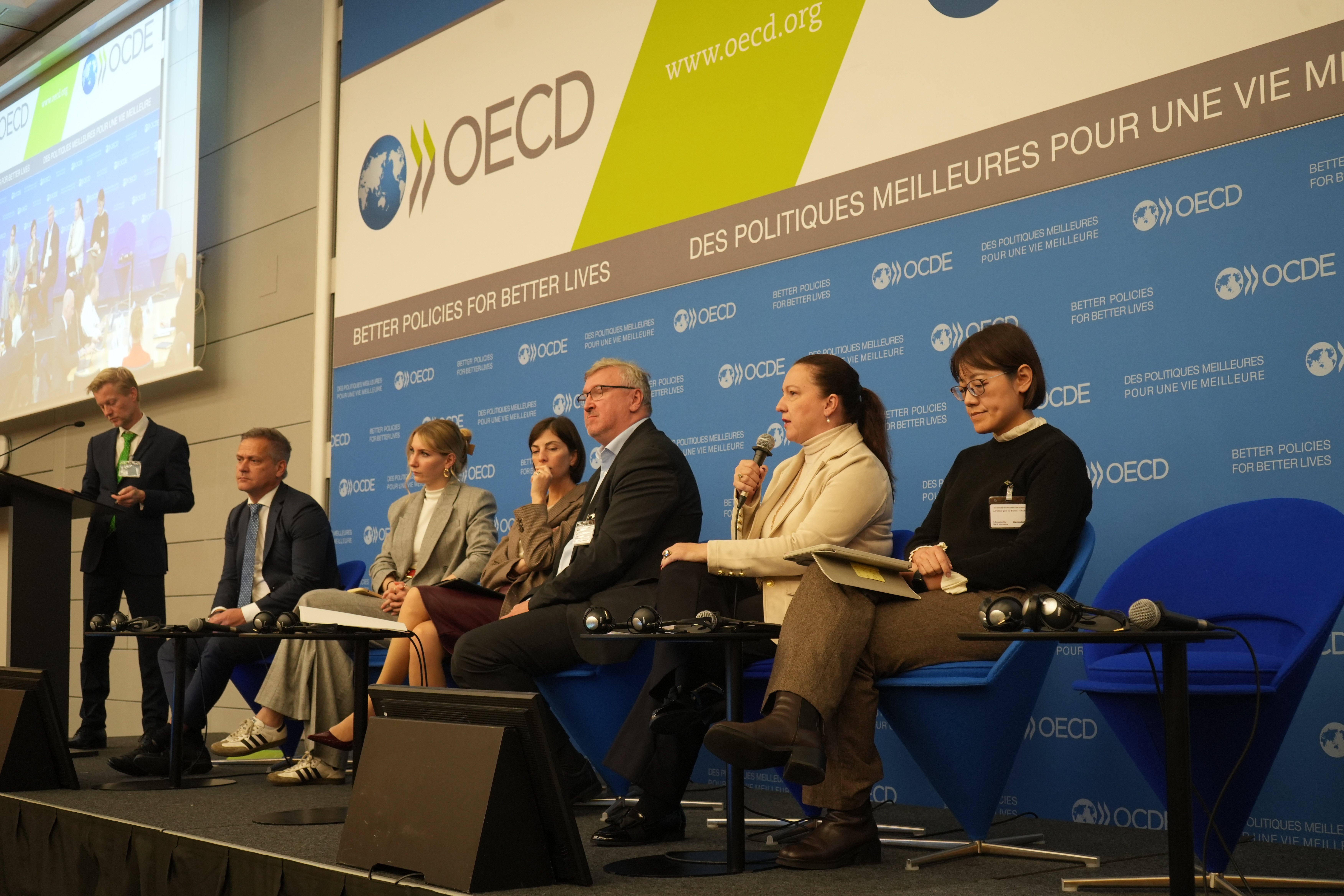 Our Food and Agriculture Committee Vice-Chair and Bayer's Alejandra Castro speaking at a session of the OECD Global Forum on Agriculture on