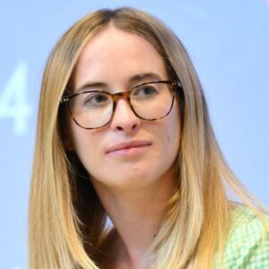 Isabel-Webb-e1744197137777-300x300