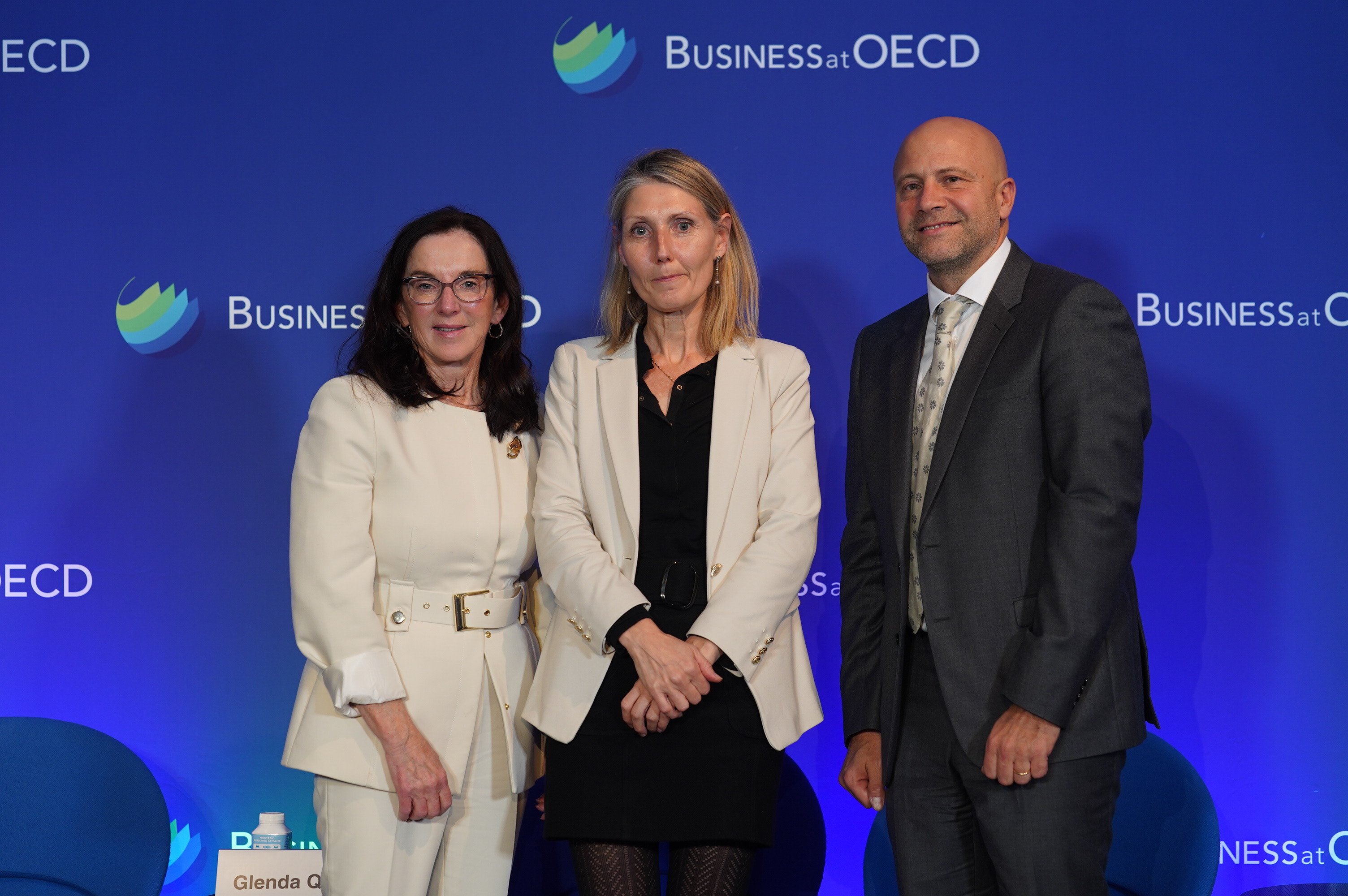 Left to right: the International Federation of Ageing's Dr Jane Barratt, the OECD's Glenda Quentini, and Sanofi's Charles Wolf.