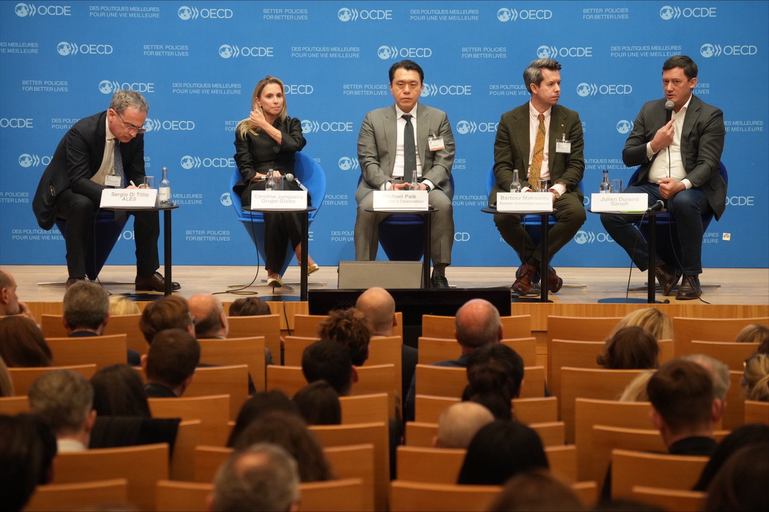 Left to right: Panel 3 moderated by ALES' Sergio Di Tillio, included Grupo Globo's Carolina Junqueira, McDonald's Corporation's Michael Paik, Europa-Universität Viadrina's Bartosz Makowicz, and Sanofi's Julien Durand.