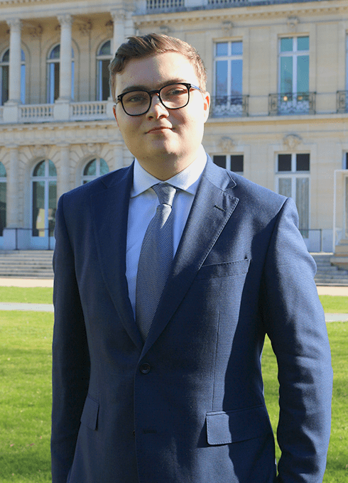 https://25159535.fs1.hubspotusercontent-eu1.net/hubfs/25159535/website/images/Portraits/Team/Max-Jablonowski-min.png
